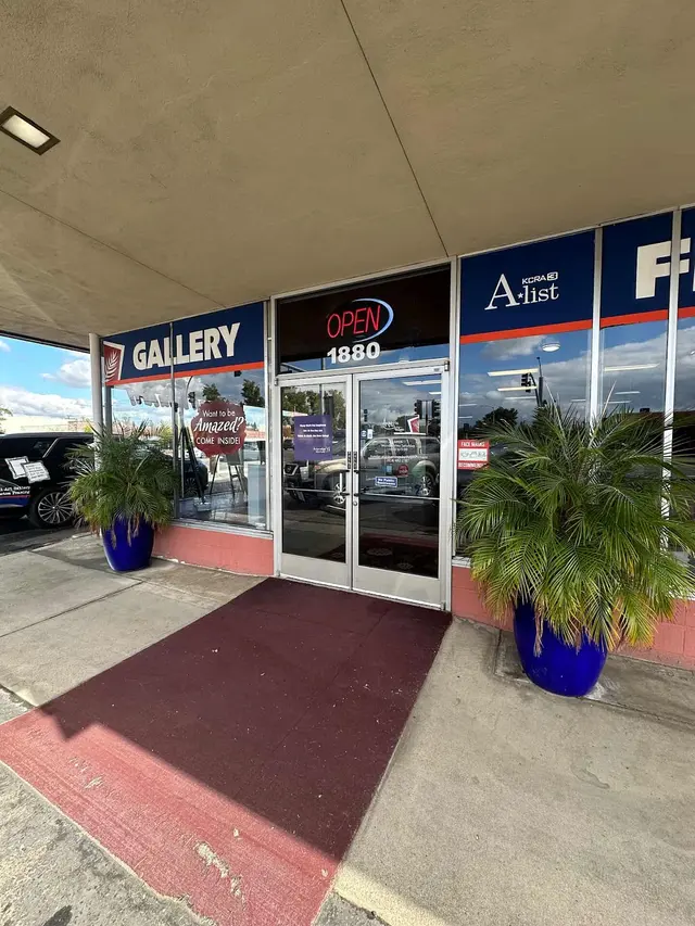 Artistic Edge Gallery & Framing — photo from the business 8