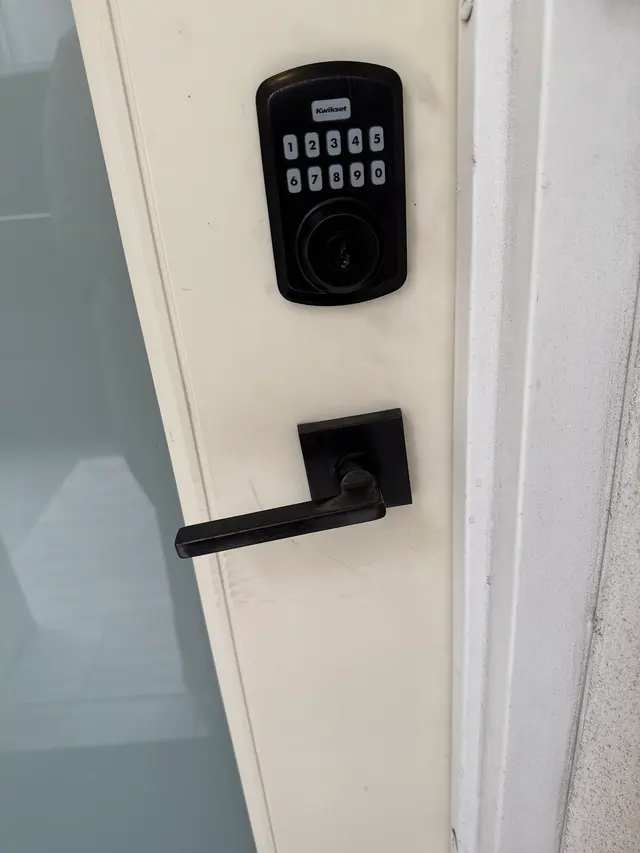 Security Locksmith 24/7 — customer photo 11