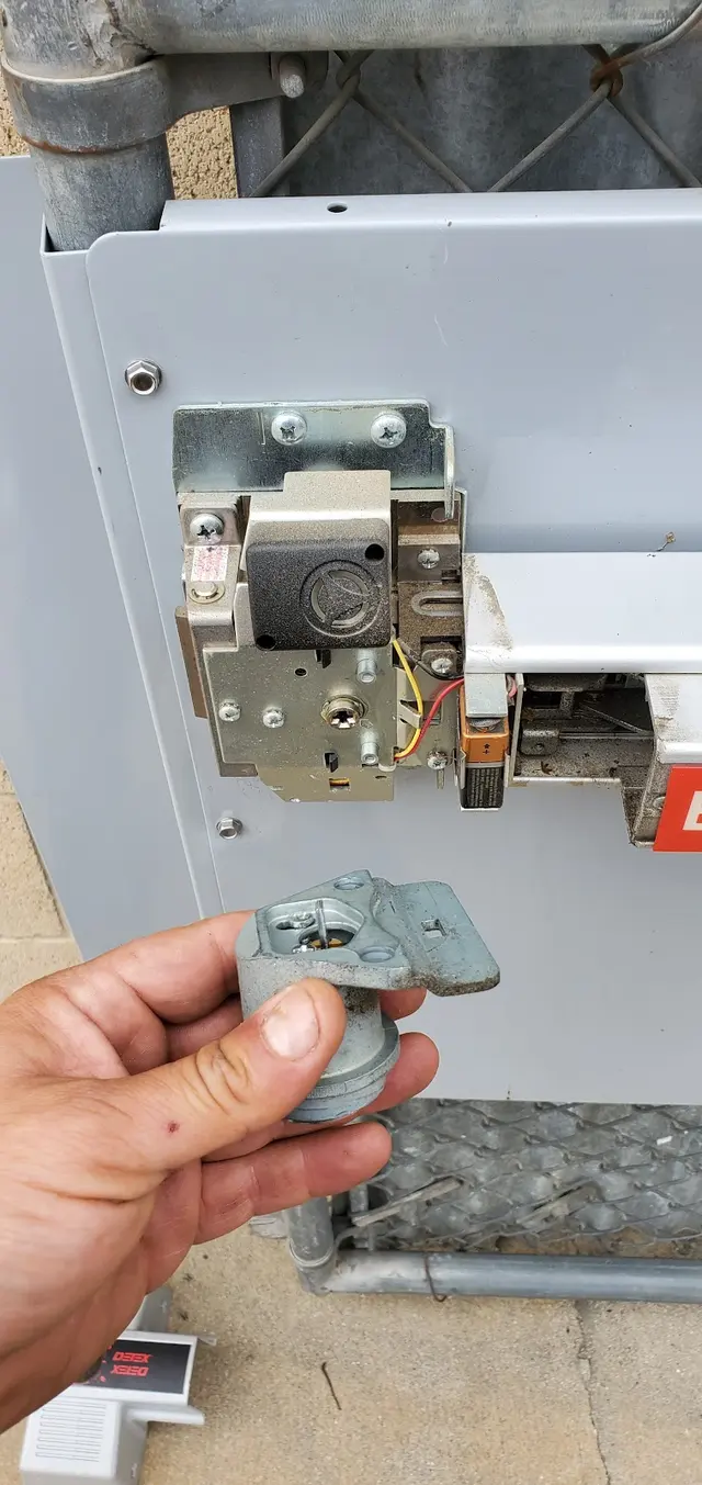 Lock and Roll Locksmith — customer photo 12
