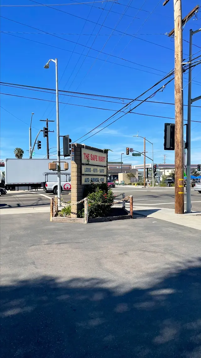 The Safe Mart of Southern California Inc — customer photo 5