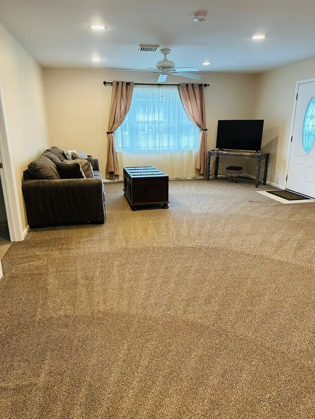 Royal Cleaning Services LLC — photo from the business 10