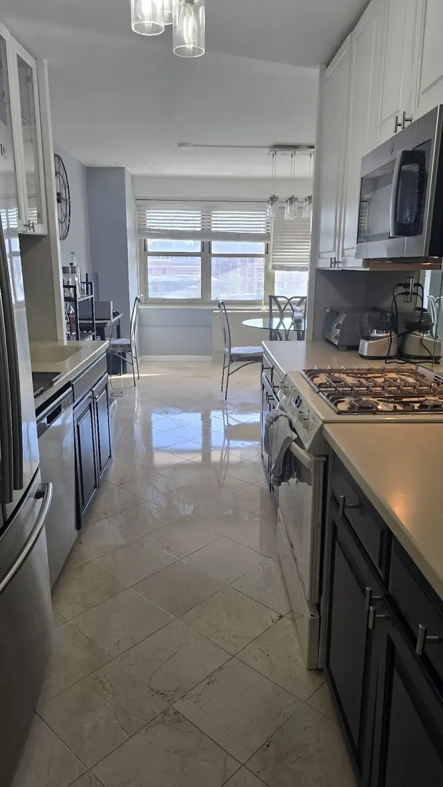 V-Brite Cleaning Services — photo from the business 3