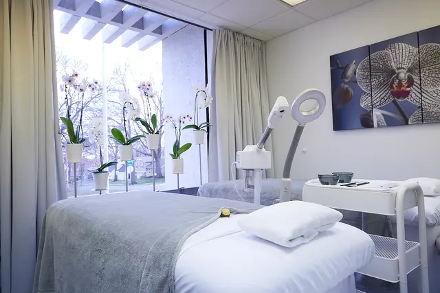 Caro Benítez Makeup Studio & Spa — photo from the business 1