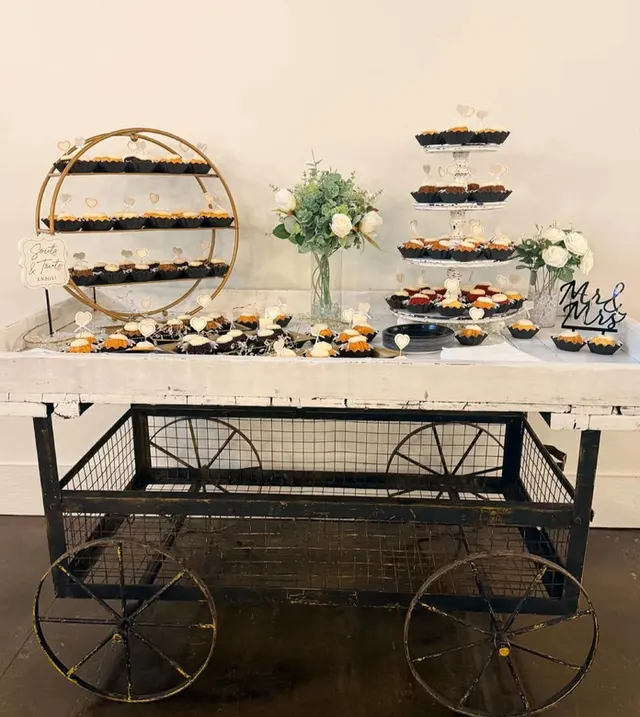 Weddings By Bretta — photo from the business 10