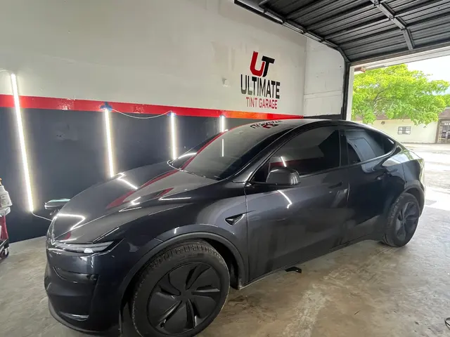Ultimate Tint Garage — photo from the business 3