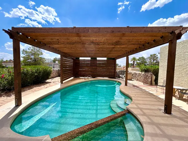 Red Oaks Pergolas — photo from the business 7