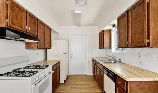 Lay’s Remodeling LLC — photo from the business 12