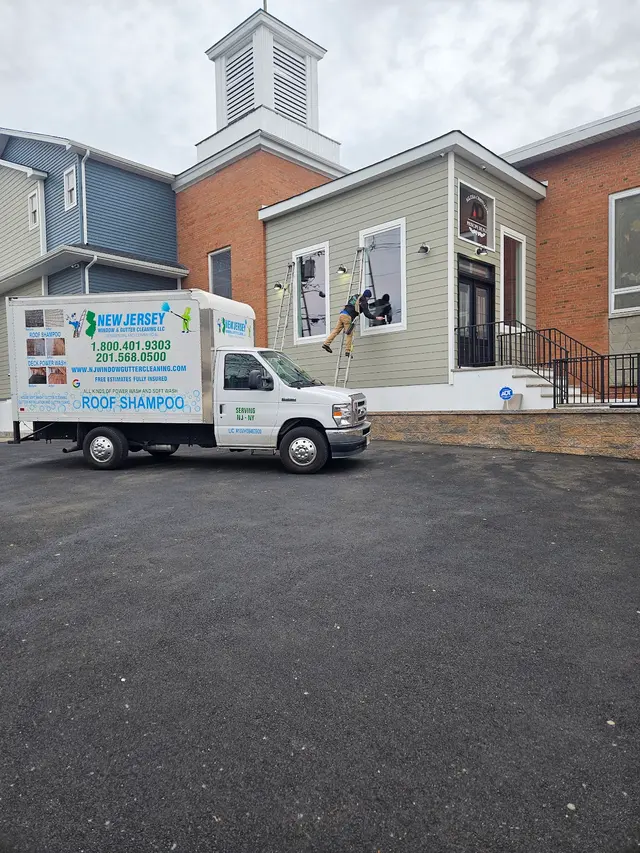 New Jersey Window & Gutter Cleaning — photo from the business 4