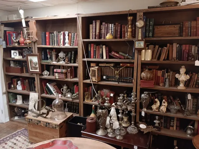 Tricia's Treasures — photo from the business 12