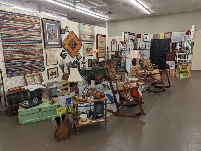 Shades Mountain Mercantile — customer photo 10
