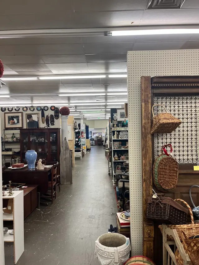 Shades Mountain Mercantile — customer photo 12