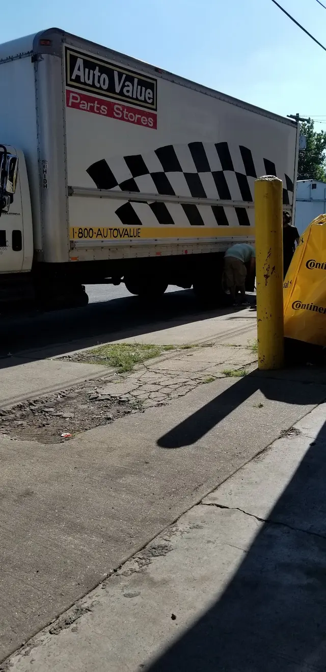 mobile tire and mechanic Sunnydale Auto Truck Repair and Tire Shop — customer photo 8