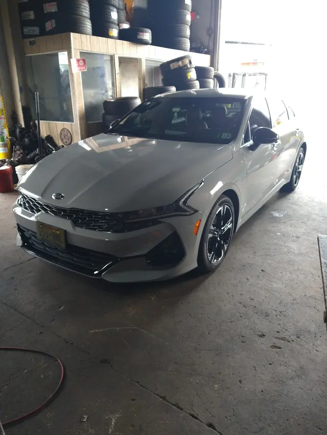 mobile tire and mechanic Sunnydale Auto Truck Repair and Tire Shop — customer photo 11