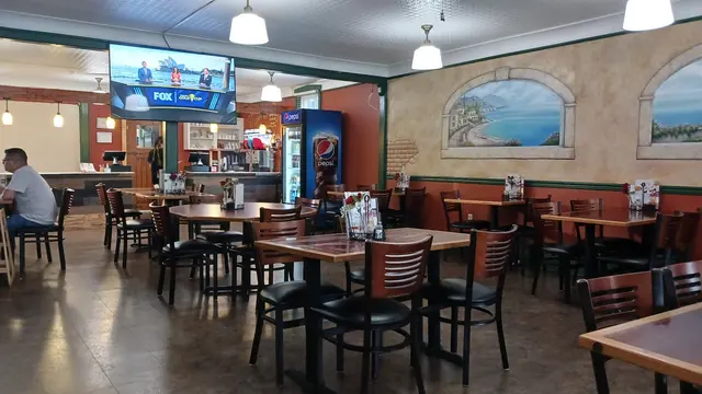 Giovanni's Pizza & Pasta — customer photo 1
