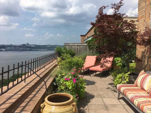 Metropolitan Garden Design — photo from the business 1