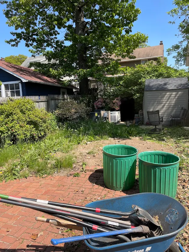 Pete's Lawn Maintenance, LLC — photo from the business 7