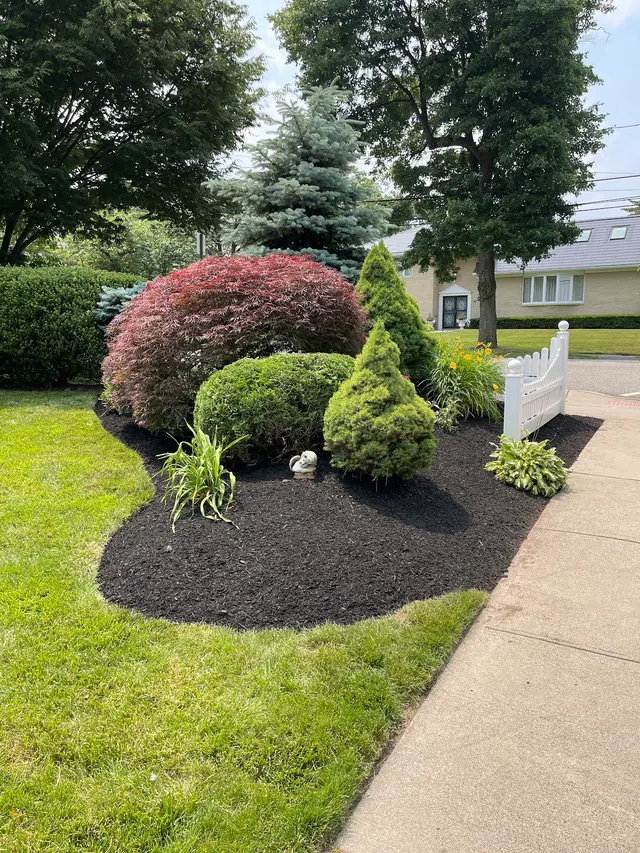Pete's Lawn Maintenance, LLC — customer photo 2