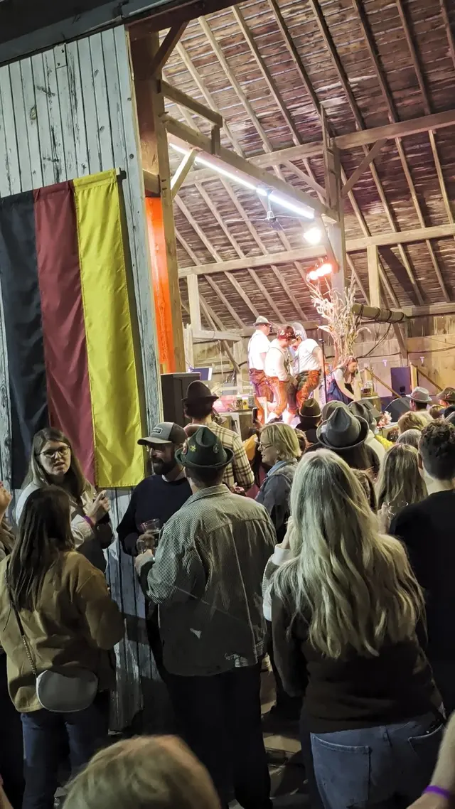 Amana Festhalle Barn — customer photo 1