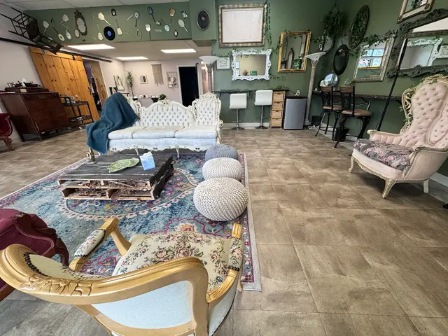 Roots Salon & Wellness Spa — photo from the business 3