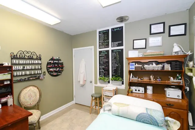 Roots Salon & Wellness Spa — photo from the business 11
