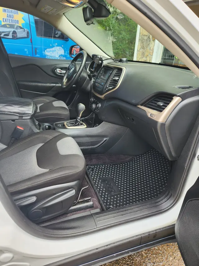 Numero Uno Cleaning — customer photo 8