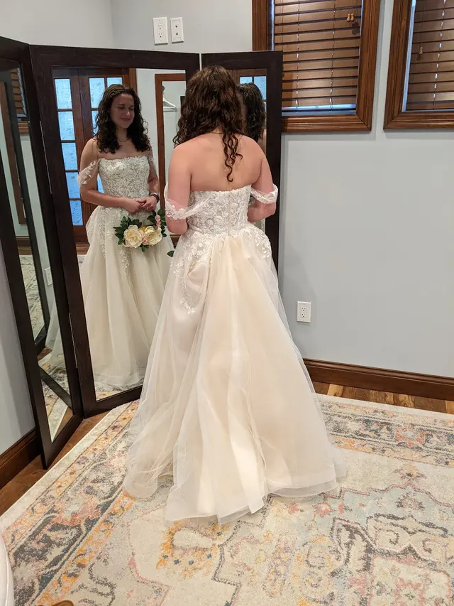 St. Clare's Closet | Alterations & Custom Design — photo from the business 11