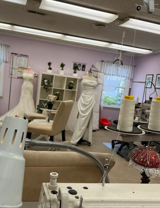 Alterations By Toni — photo from the business 2