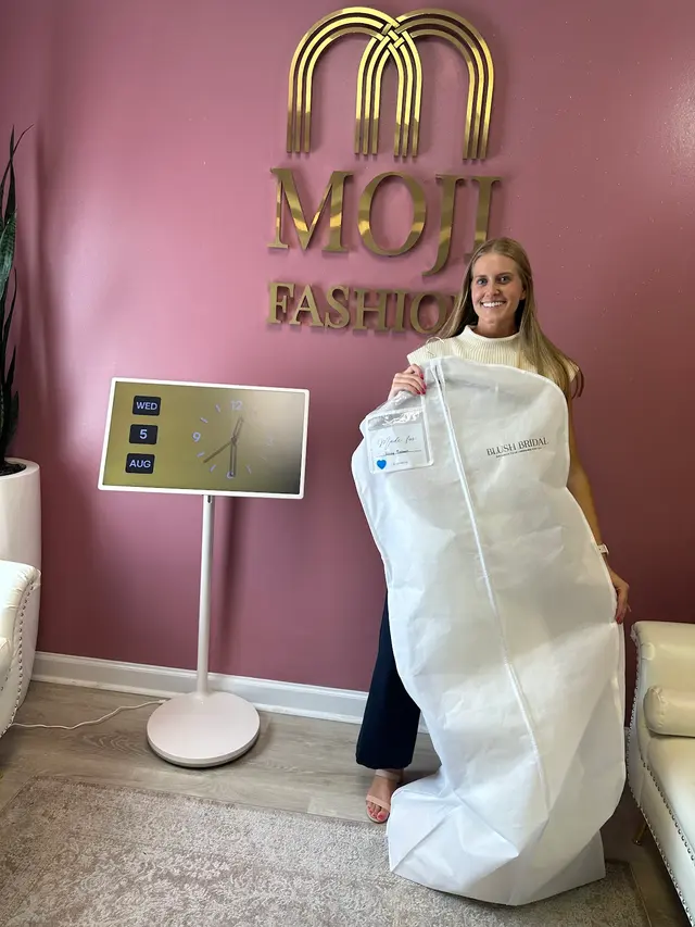 Moji Fashion Designs — customer photo 12