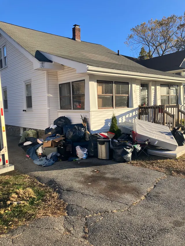 The Good Shepard Junk Removal — photo from the business 10