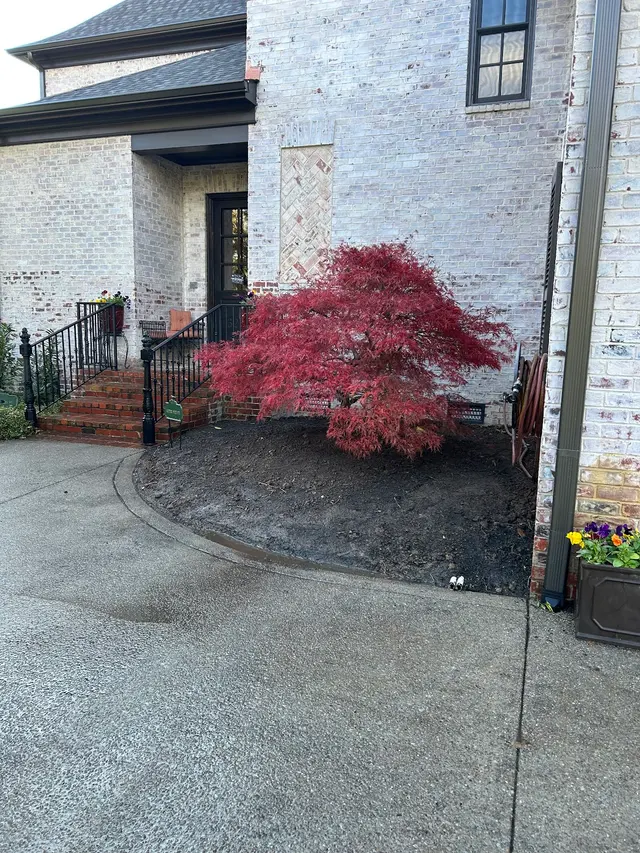 Goodin Lawncare — photo from the business 3