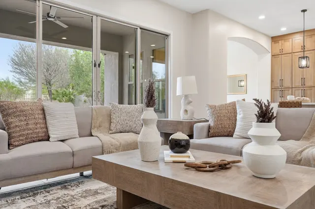 Ivoree Interiors Home Staging — photo from the business 5