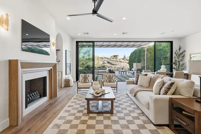 Ivoree Interiors Home Staging — photo from the business 11