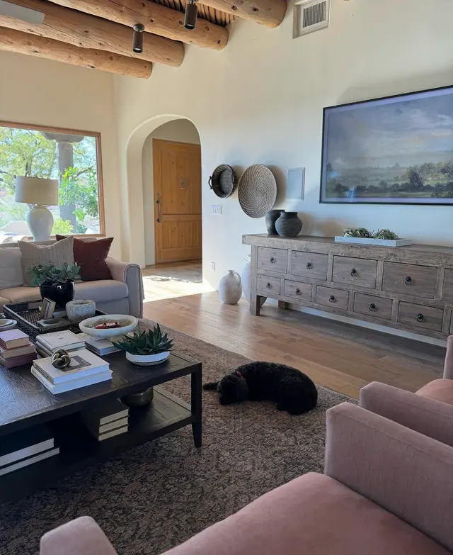 Six Oaks Design — photo from the business 7
