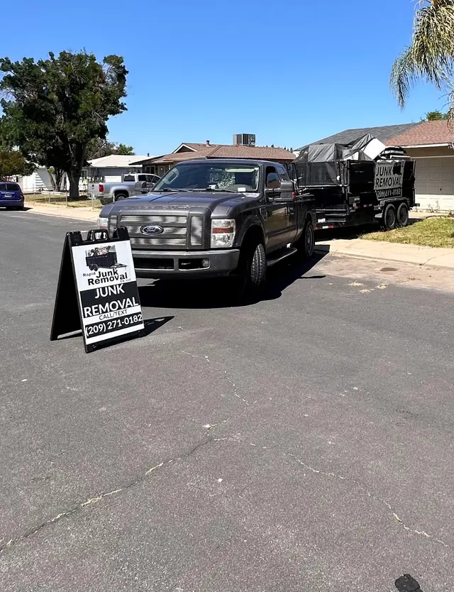 Rapid Junk Removal CA, LLC — photo from the business 5