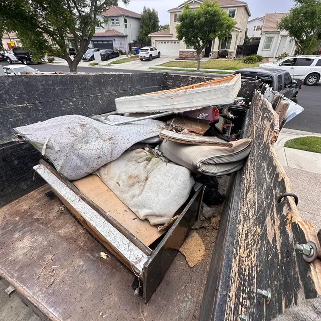 Rapid Junk Removal CA, LLC — photo from the business 9