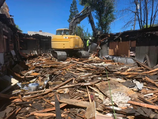 NO LIMIT HAULING & DEMOLITION — photo from the business 4