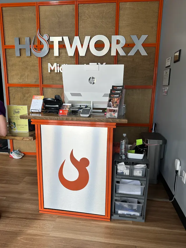 HOTWORX - Midland, TX - Holiday Hill — customer photo 6
