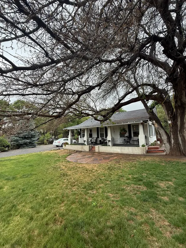 Sandoval Tree Service — photo from the business 6