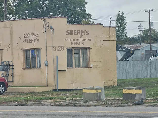 Sherm's Musical Instrument Rpr — customer photo 11