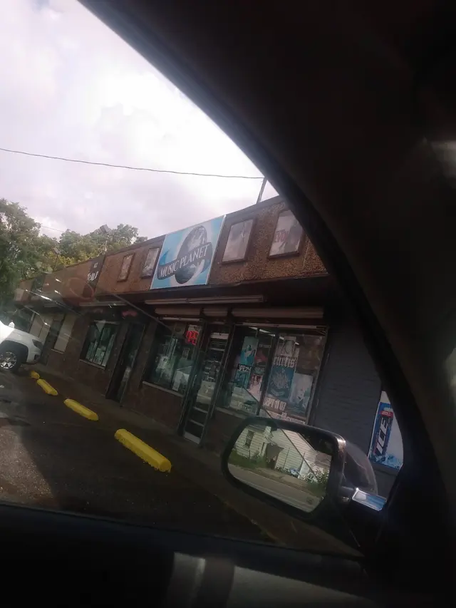 Music Planet — customer photo 10