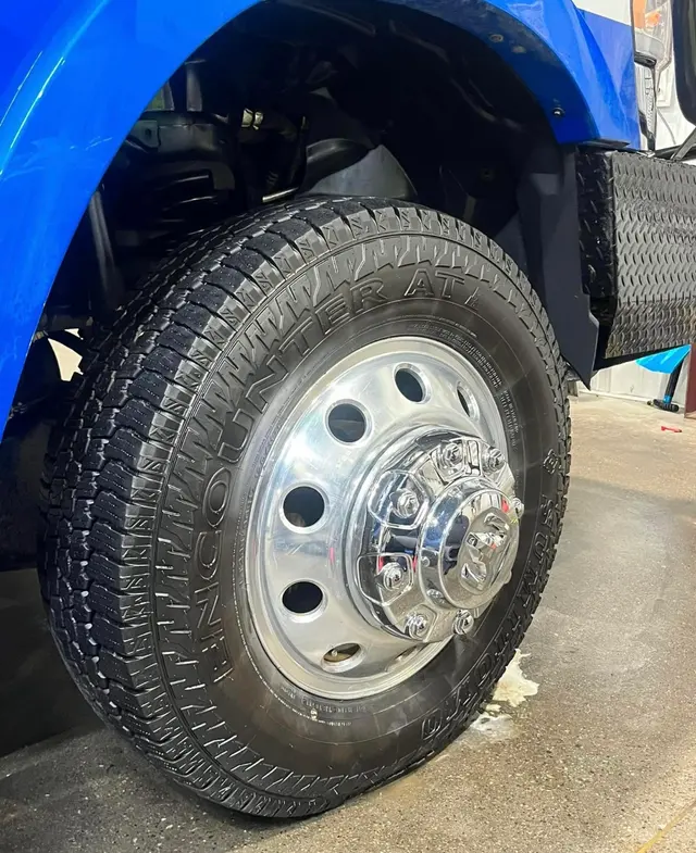 Right On Detail Auto Detailing Portland — photo from the business 9