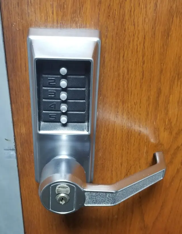 DY LOCKSMITH — photo from the business 11