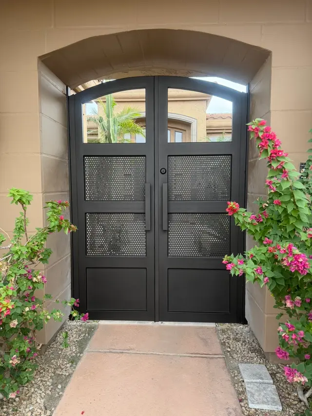 Sunset Gates — photo from the business 6