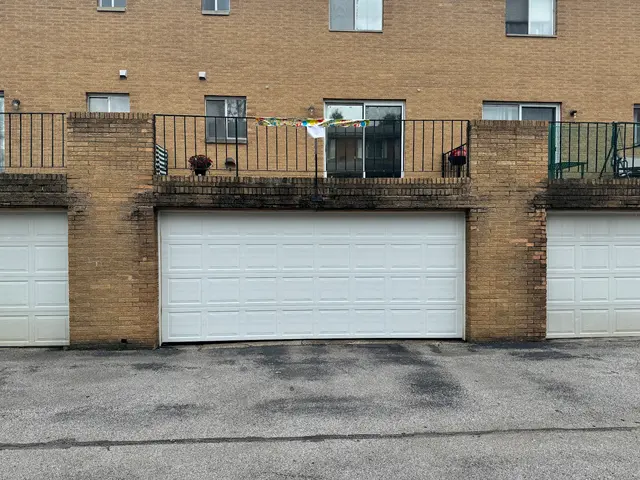 Robust Garage Door — photo from the business 8