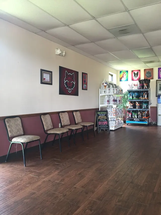 Hilltop Veterinary Hospital — photo from the business 11