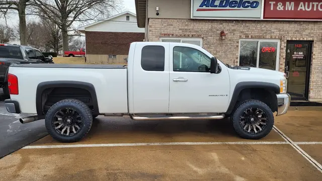T & M Automotive — customer photo 3