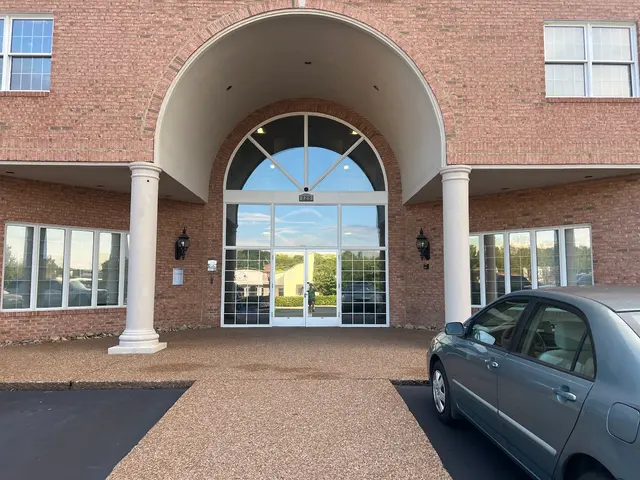 Oak River Wealth Advisors, Inc. — photo from the business 1
