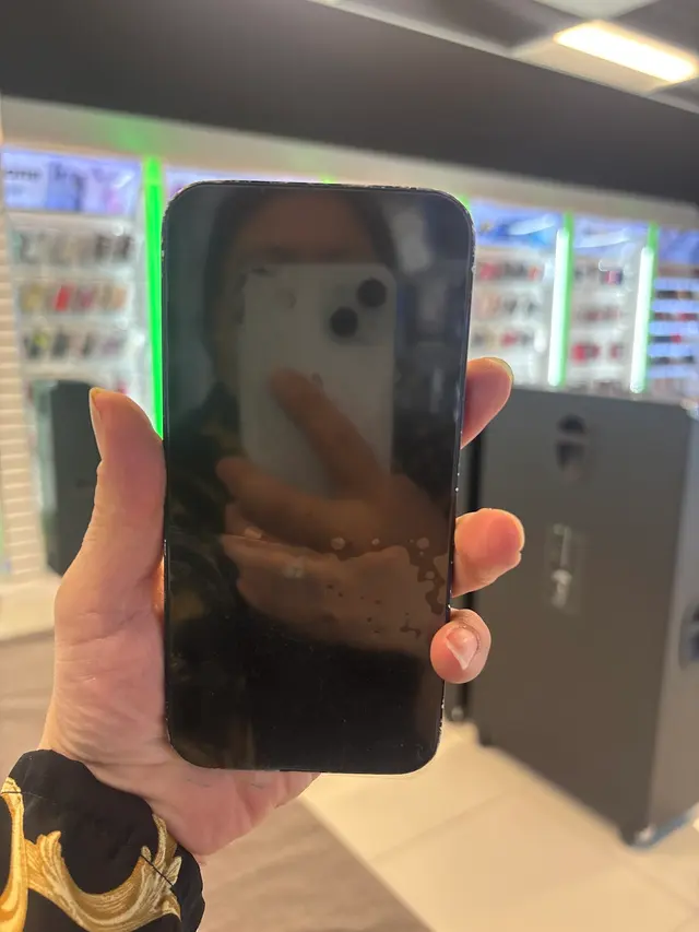 Tech G - Cellphone Repair — customer photo 12