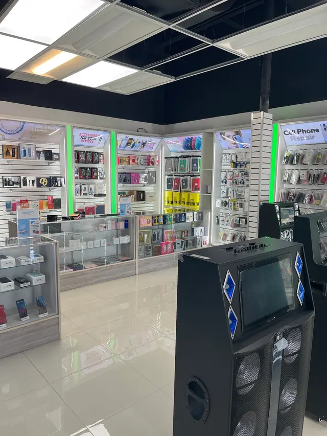 Tech G - Cellphone Repair — customer photo 8