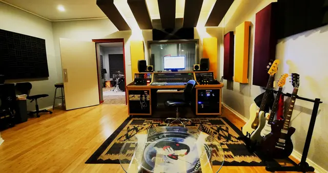 Lesmen's Pro Audio, Lighting, & Video — photo from the business 2